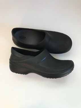 CROCS Neria Pro ll Clogs Black Women’s size 10